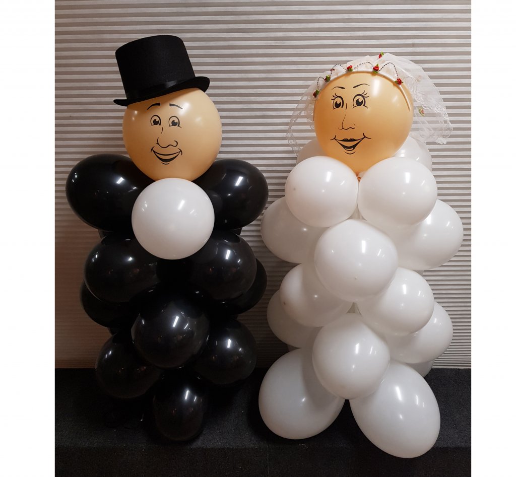 Bruidspaar van ballonnen foto